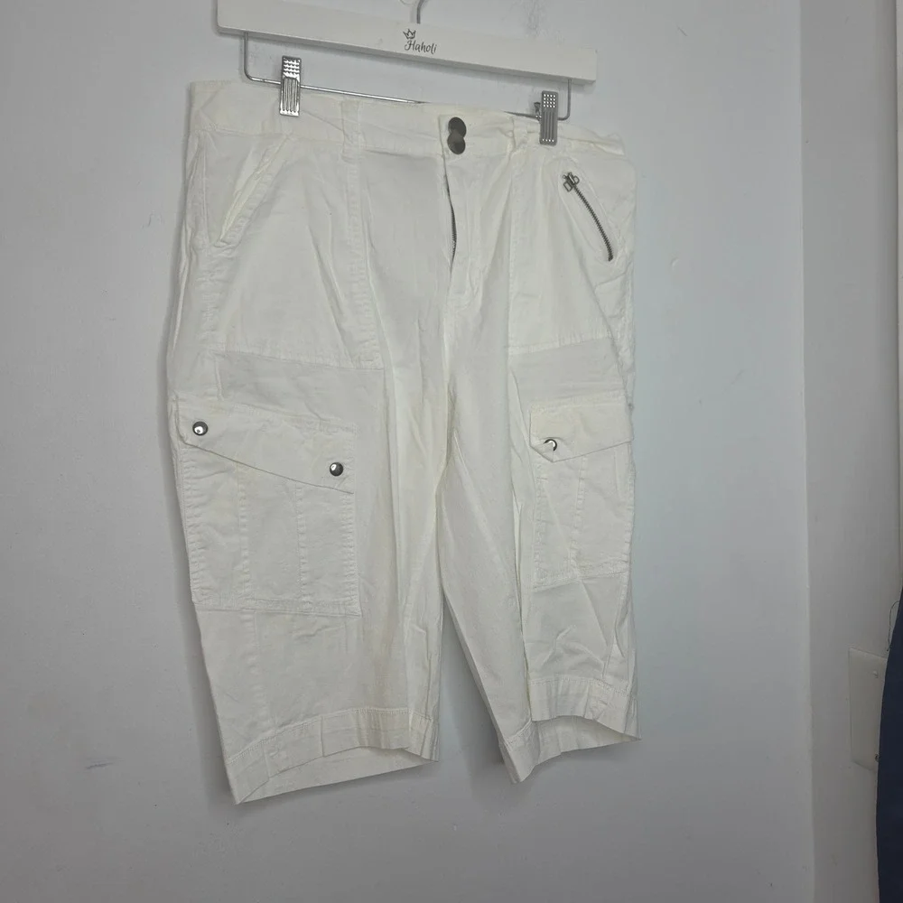 Ashley Stewart White Cargo Shorts Womens 14 Stretch Cotton Utility Knee Length